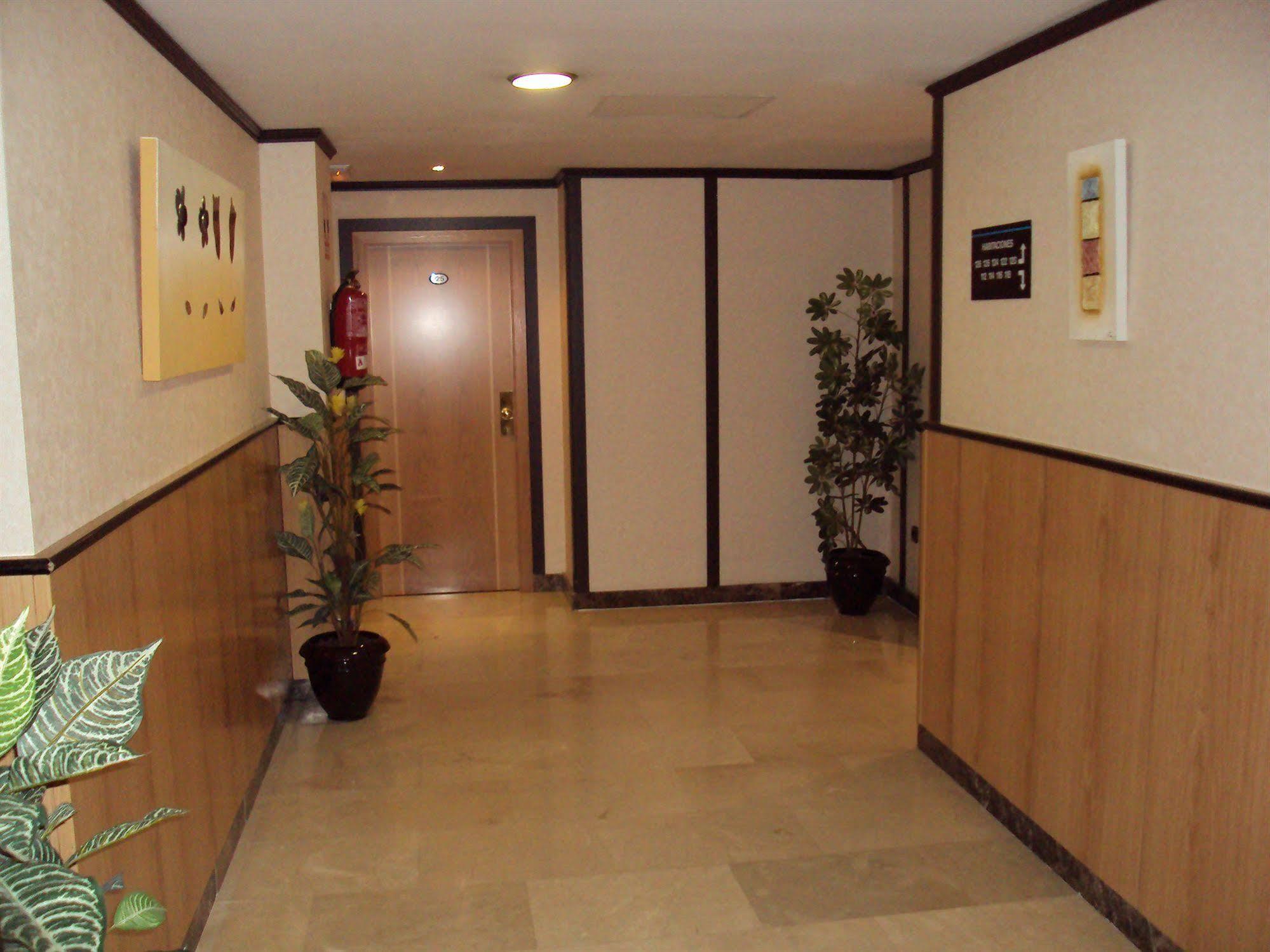 Hotel Ciudad De Navalcarnero Buitenkant foto